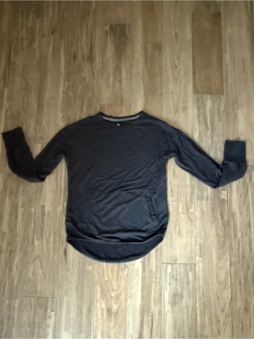Girls size large (10/12) All in Motion black lightweight sweatshirt